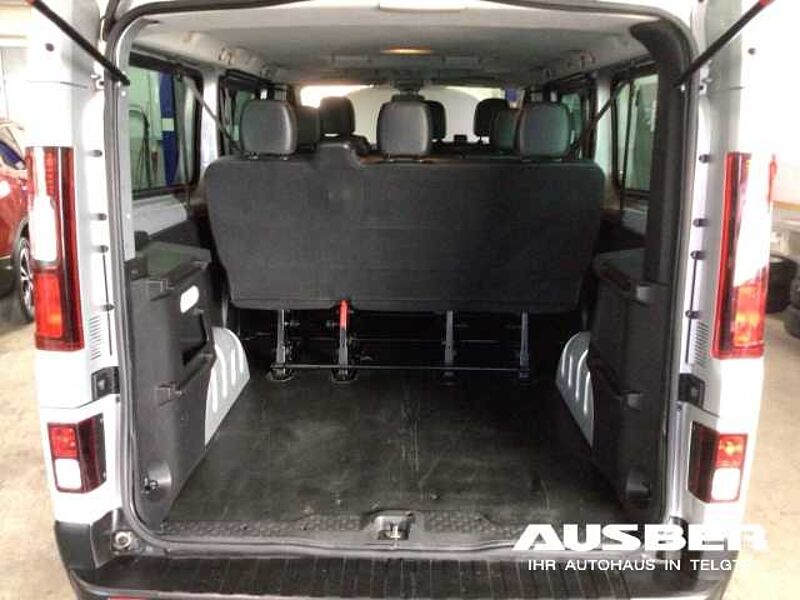 Nissan NV300 Kombi L2H1 9-Sitzer 2Schiebetüren Heckklappe 2,9t PREMIUM Navi PDC AHK