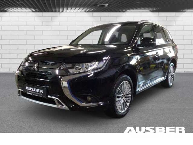 Mitsubishi Outlander PHEV Basis 4WD 2.4 Plug-in Hybrid 1. Hand GJR